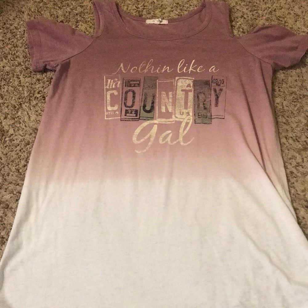 Nothing like a country gal cold shoulder